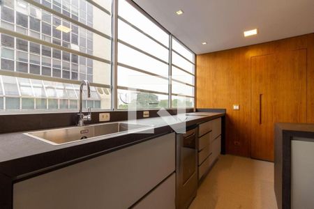 Apartamento à venda com 136m², 2 quartos e 1 vaga