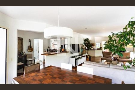 Apartamento à venda com 3 quartos, 217m² em Jardim das Bandeiras, São Paulo