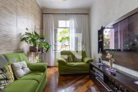Casa à venda com 240m², 2 quartos e 1 vaga