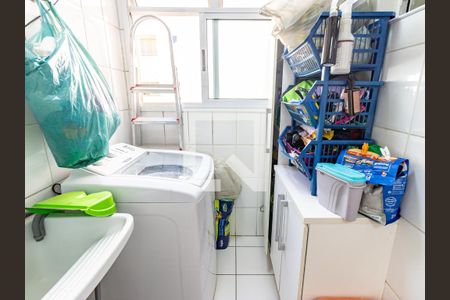 Apartamento à venda com 76m², 3 quartos e 2 vagas Apartamento à venda com 76m², 3 quartos e 2 vagasÁrea de Serviço