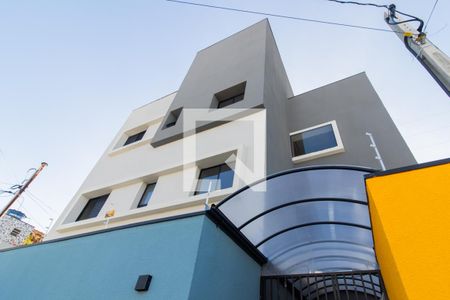 Apartamento à venda com 35m², 2 quartos e sem vaga Apartamento à venda com 35m², 2 quartos e sem vagaFachada
