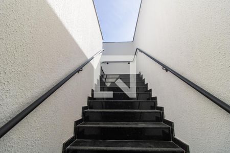 Apartamento à venda com 35m², 2 quartos e sem vagaEscada