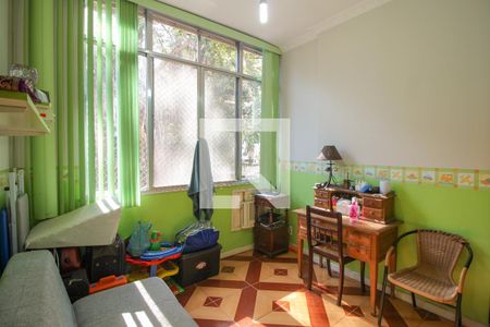 Apartamento à venda com 96m², 3 quartos e 1 vagaQuarto 2