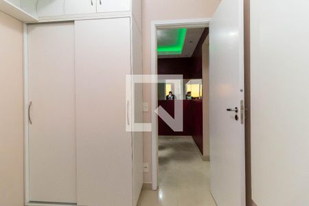 Apartamento à venda com 56m², 2 quartos e 1 vagaQuarto 2