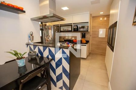 Apartamento à venda com 130m², 3 quartos e 1 vaga