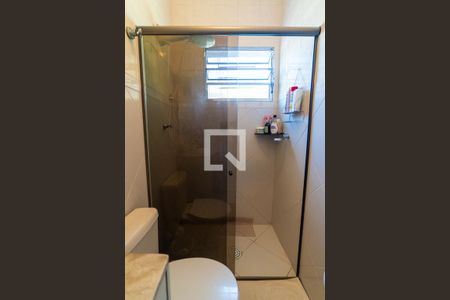 Casa à venda com 140m², 3 quartos e 2 vagasBanheiro Social Detalhe