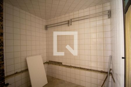 Apartamento para alugar com 450m², 5 quartos e 4 vagasSauna Desativada