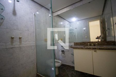 Apartamento para alugar com 450m², 5 quartos e 4 vagasBanheiro da Suíte 3