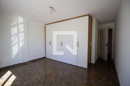 Apartamento para alugar com 450m², 5 quartos e 4 vagasSuíte 1