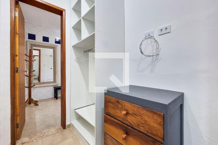 Sala / Suíte de apartamento para alugar com 1 quarto, 30m² em Jardim Ismenia, São José dos Campos