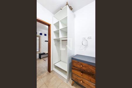 Sala / Suíte de apartamento para alugar com 1 quarto, 30m² em Jardim Ismenia, São José dos Campos