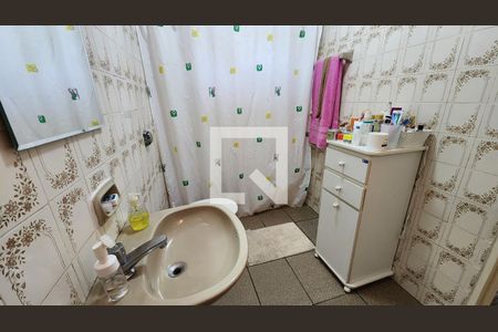 Casa à venda com 135m², 3 quartos e 1 vagaBanheiro da Suíte 2