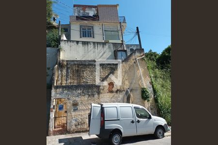 Casa para alugar com 60m², 1 quarto e sem vagaFachada