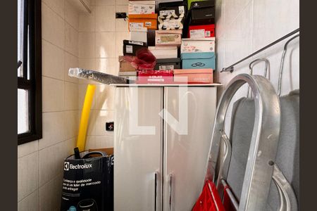 Apartamento à venda com 149m², 4 quartos e 3 vagas Apartamento à venda com 149m², 4 quartos e 3 vagasBanheiro de serviço