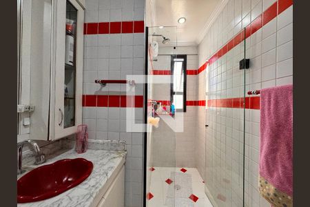 Apartamento à venda com 149m², 4 quartos e 3 vagas Apartamento à venda com 149m², 4 quartos e 3 vagasBanheiro da Suíte 2