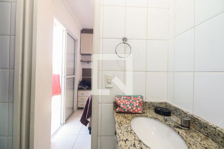 Casa de condomínio à venda com 63m², 2 quartos e 2 vagas Casa de condomínio à venda com 63m², 2 quartos e 2 vagasBanheiro Suíte 1