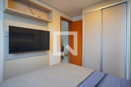 Quarto 1 de apartamento para alugar com 2 quartos, 50m² em Protásio Alves, Porto Alegre