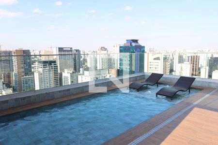 Apartamento à venda com 74m², 1 quarto e 1 vagaÁrea comum - Piscina