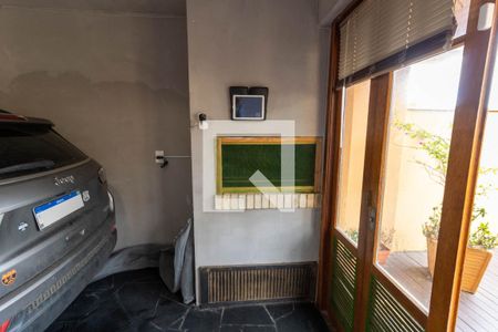 Casa de condomínio à venda com 168m², 4 quartos e 1 vagaChurrasqueira