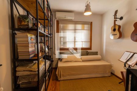 Casa de condomínio à venda com 168m², 4 quartos e 1 vagaQuarto 2