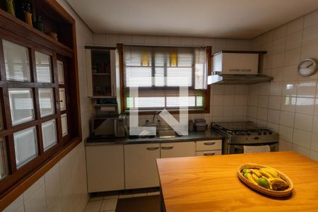 Casa de condomínio à venda com 168m², 4 quartos e 1 vagaCozinha