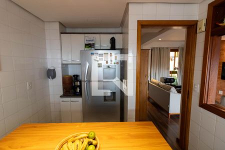 Casa de condomínio à venda com 168m², 4 quartos e 1 vagaCozinha