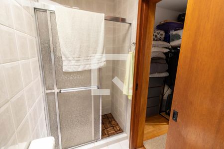 Casa de condomínio à venda com 168m², 4 quartos e 1 vagaBanheiro da Suíte