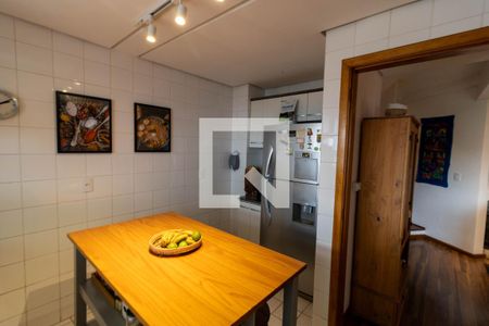 Casa de condomínio à venda com 168m², 4 quartos e 1 vagaCozinha