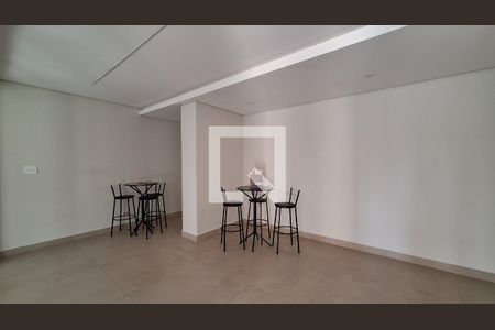 Apartamento para alugar com 65m², 2 quartos e 1 vaga Apartamento para alugar com 65m², 2 quartos e 1 vagaHall de entrada