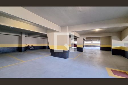 Apartamento para alugar com 65m², 2 quartos e 1 vaga Apartamento para alugar com 65m², 2 quartos e 1 vagaGaragem