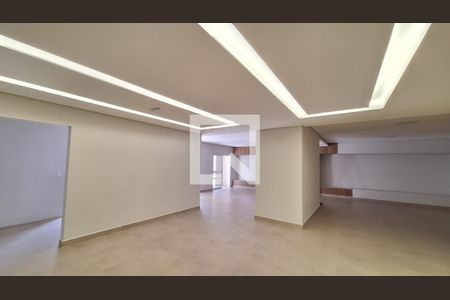 Apartamento para alugar com 65m², 2 quartos e 1 vaga Apartamento para alugar com 65m², 2 quartos e 1 vagaÁrea comum - Salão de festas