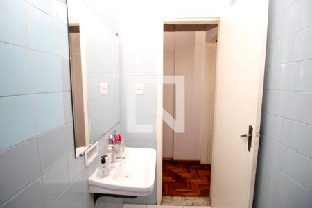 Apartamento à venda com 60m², 2 quartos e sem vaga Apartamento à venda com 60m², 2 quartos e sem vagaBanheiro