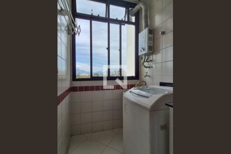 Apartamento à venda com 70m², 2 quartos e 1 vagaÁrea de serviço 