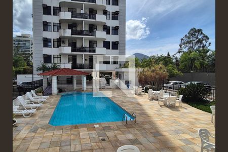 Apartamento à venda com 70m², 2 quartos e 1 vagaÁrea comum 