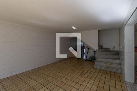 Casa à venda com 190m², 4 quartos e 3 vagasGaragem