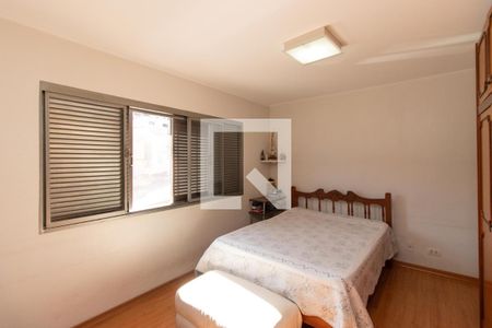 Casa à venda com 190m², 4 quartos e 3 vagasQuarto Suíte