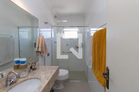 Casa à venda com 190m², 4 quartos e 3 vagasBanheiro Social