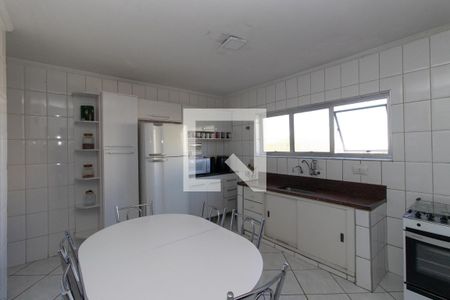 Casa à venda com 190m², 4 quartos e 3 vagasCozinha