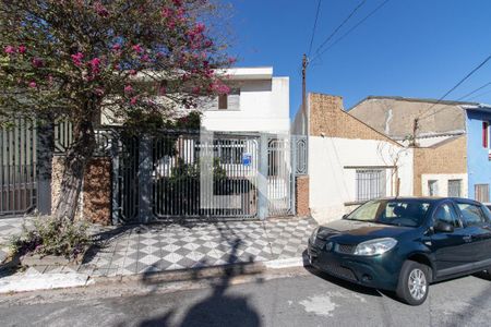 Casa à venda com 190m², 4 quartos e 3 vagasFachada