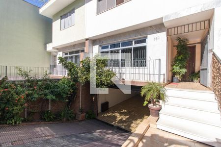 Casa à venda com 190m², 4 quartos e 3 vagasEntrada