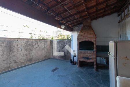 Casa à venda com 190m², 4 quartos e 3 vagasQuintal Fundos