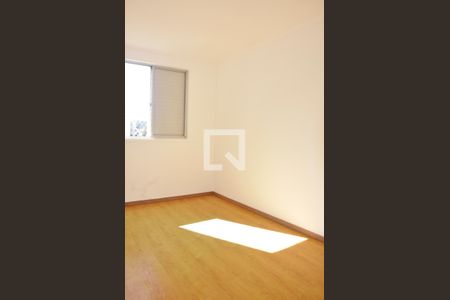 Apartamento para alugar com 47m², 2 quartos e 1 vagaQuarto 02