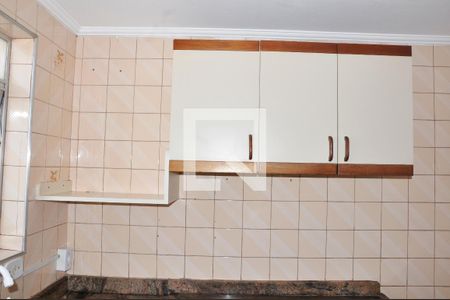 Apartamento para alugar com 47m², 2 quartos e 1 vagaCozinha - Armário