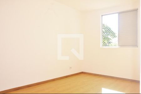 Apartamento para alugar com 47m², 2 quartos e 1 vagaQuarto 02