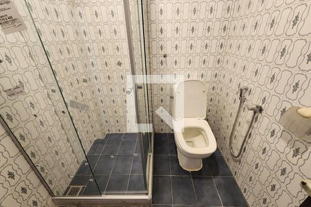 Casa para alugar com 100m², 2 quartos e 2 vagas Casa para alugar com 100m², 2 quartos e 2 vagasBanheiro