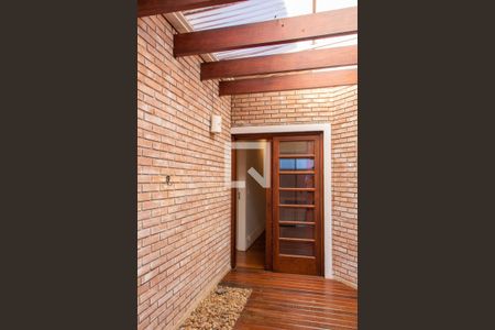 Casa de condomínio à venda com 380m², 3 quartos e 2 vagas Casa de condomínio à venda com 380m², 3 quartos e 2 vagasÁREA DE LUZ