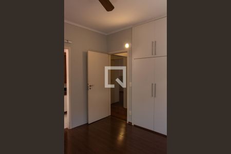 Casa de condomínio à venda com 380m², 3 quartos e 2 vagas Casa de condomínio à venda com 380m², 3 quartos e 2 vagasSUITE