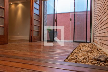 Casa de condomínio à venda com 380m², 3 quartos e 2 vagas Casa de condomínio à venda com 380m², 3 quartos e 2 vagasÁREA DE LUZ