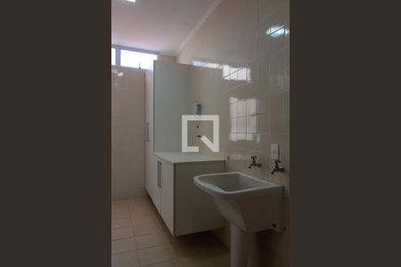 Casa de condomínio à venda com 380m², 3 quartos e 2 vagas Casa de condomínio à venda com 380m², 3 quartos e 2 vagasÁRE DE SERVIÇO