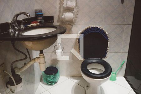 Casa à venda com 300m², 3 quartos e 8 vagasBanheiro Área de Serviço